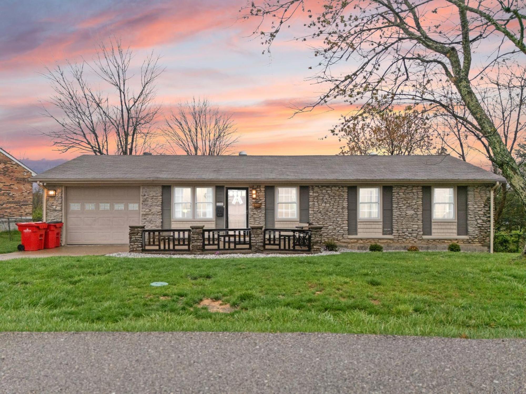 The Kentucky Bluegrass Retreat Villa Frankfort Exterior photo